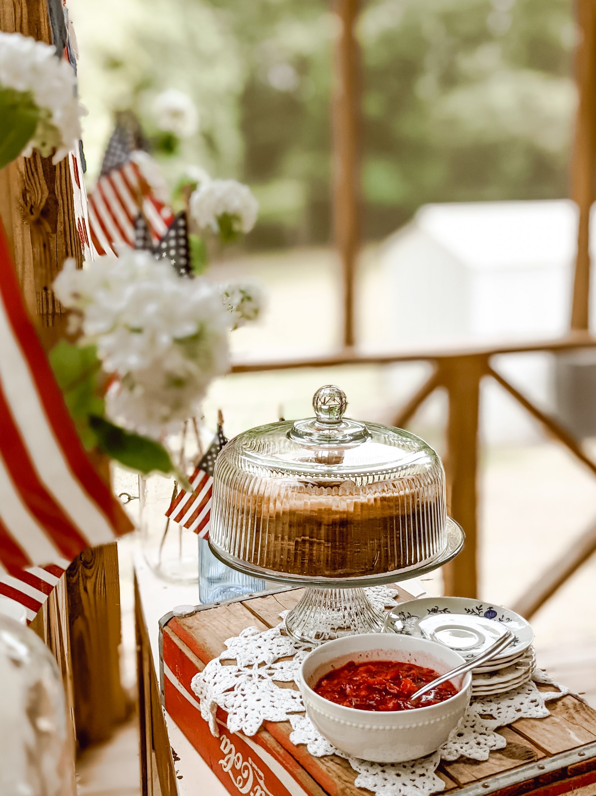 patriotic summer decor for cake table