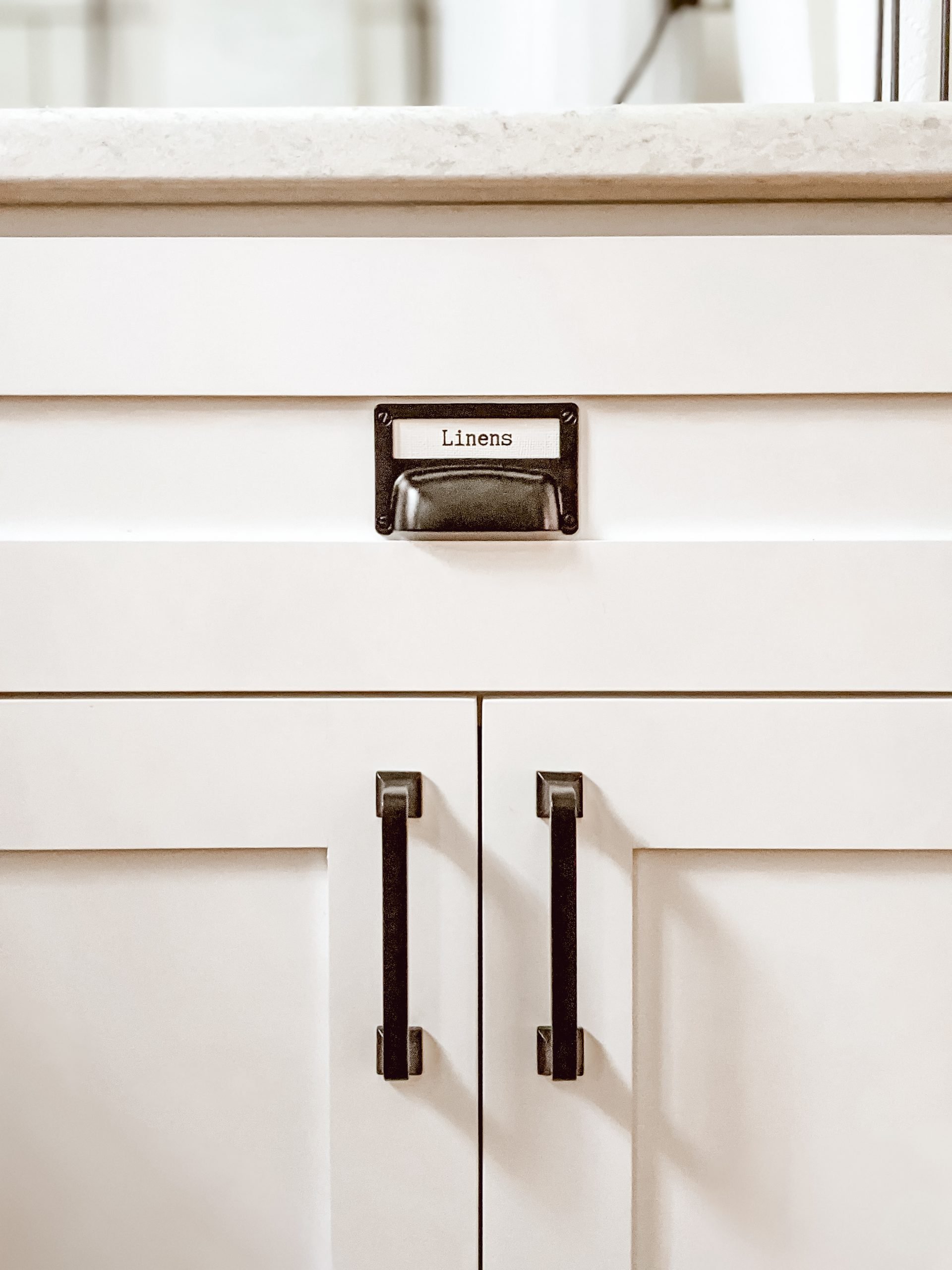 DIY Labels for Apothecary Style Drawer Pulls in the Kitchen