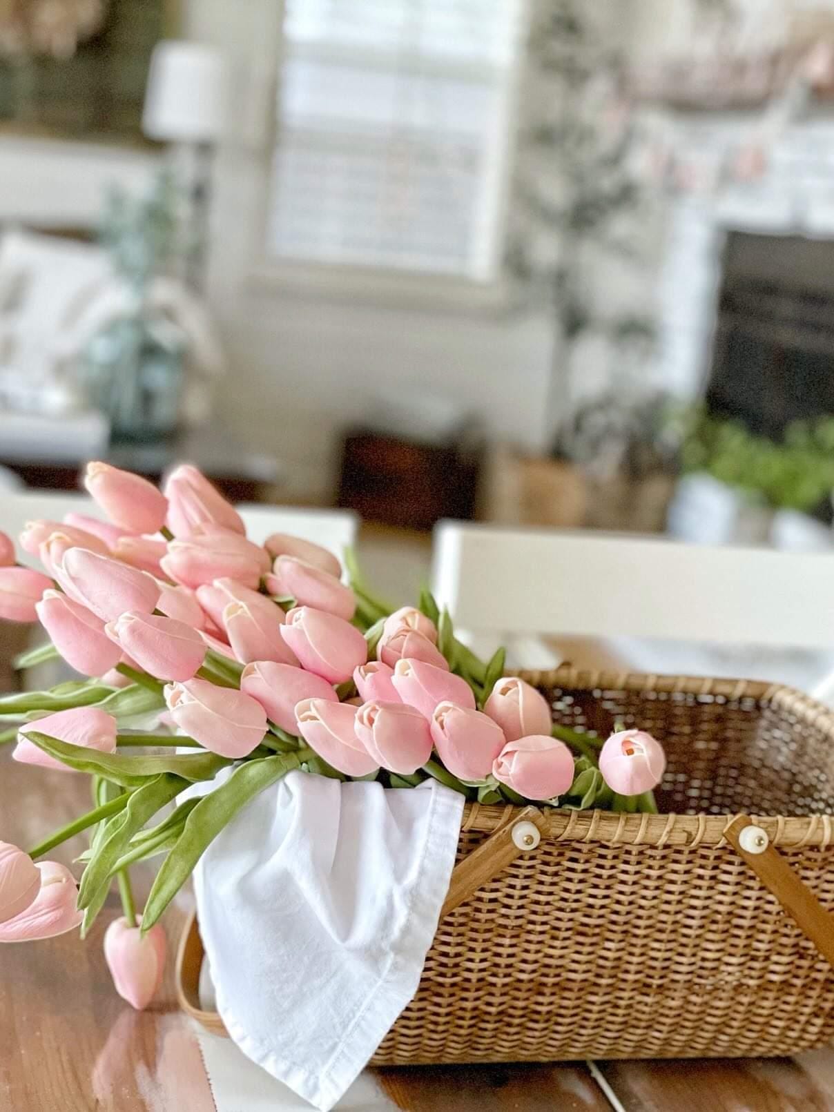 easy ways to decorate for spring from Pasha of Pasha is Home